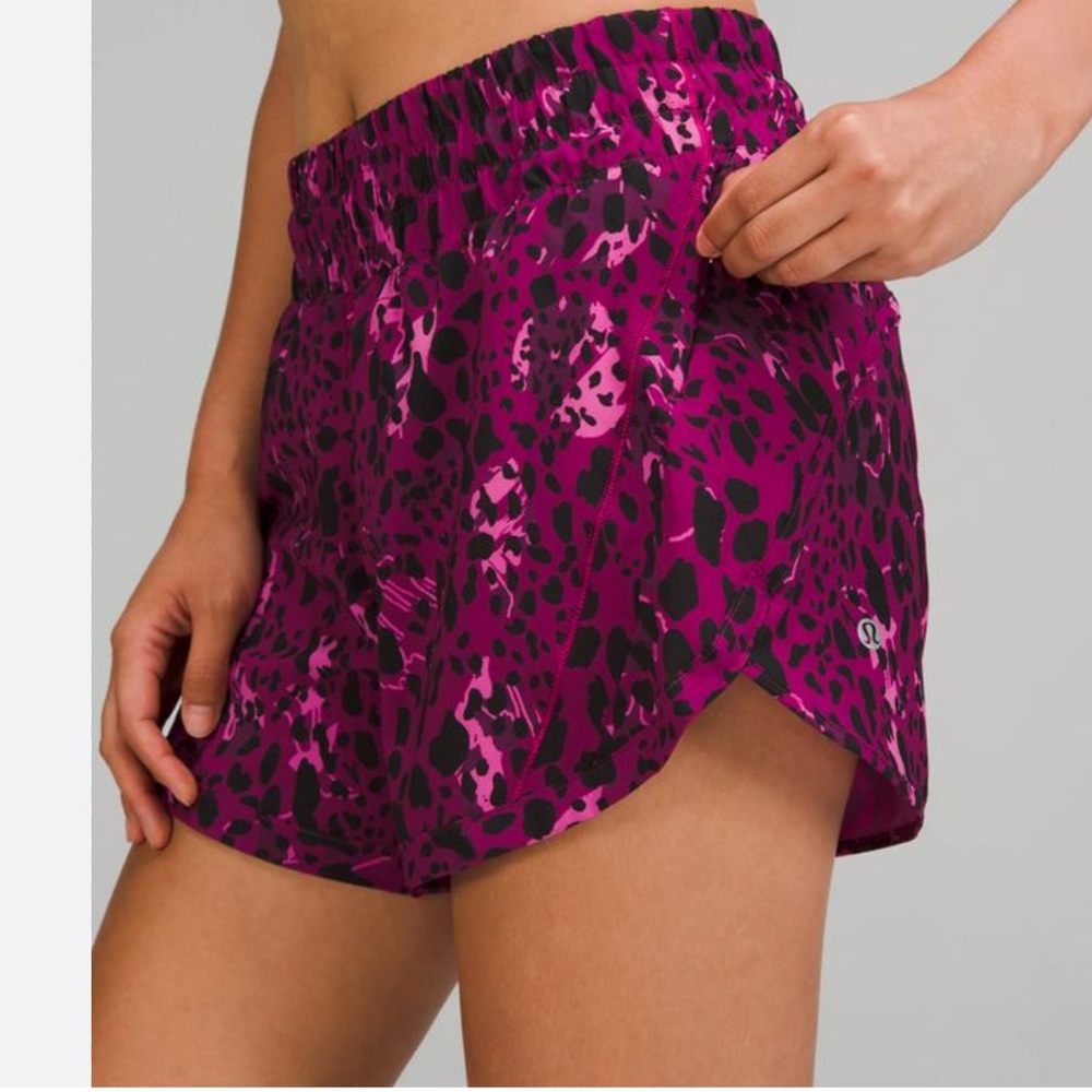 lululemon  Track That Mid-Rise Lined Shorts 0 - Picture 8 of 9